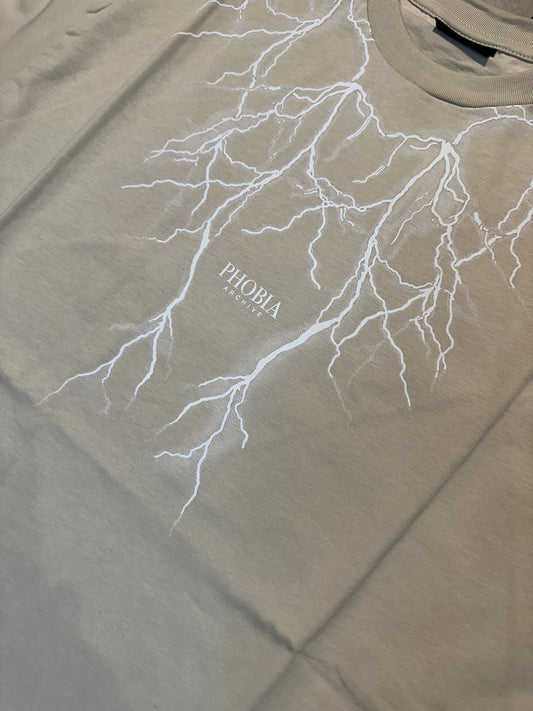 BEIGE T-SHIRT WITH FRONT AND BACK WHITE LIGHTNING