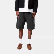 Carica l'immagine nel visualizzatore di Gallery, Landon Short