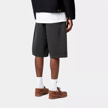 Carica l'immagine nel visualizzatore di Gallery, Landon Short