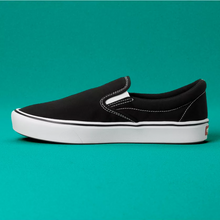 Carica l'immagine nel visualizzatore di Gallery, UA ComfyCush Slip CLASSIC BLACK