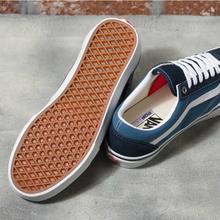 Carica l'immagine nel visualizzatore di Gallery, MN Skate Old Skool