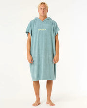 Carica l&#39;immagine nel visualizzatore di Gallery, BRAND HOODED TOWEL
