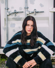 Carica l&#39;immagine nel visualizzatore di Gallery, HAIRY UP SWEATER
