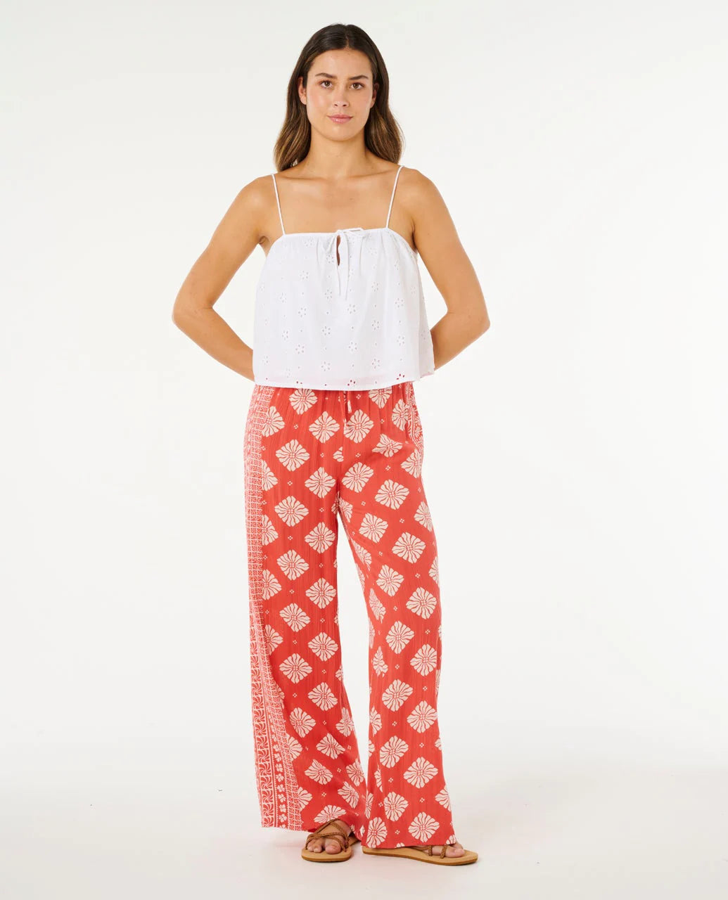 OASIS BRODERIE TOP