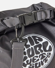 Carica l&#39;immagine nel visualizzatore di Gallery, SURF SERIES BARREL BAG 20L
