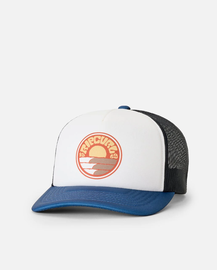 WEEKENDER TRUCKER