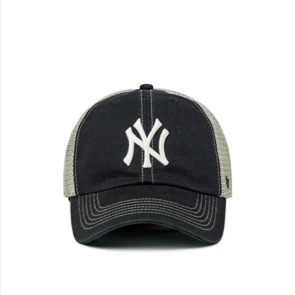47 Cappellino Trawler Clean Up New York Yankees