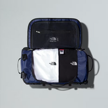 Carica l&#39;immagine nel visualizzatore di Gallery, BASE CAMP DUFFEL S
