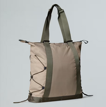 Carica l&#39;immagine nel visualizzatore di Gallery, BOREALIS TOTE TNF
