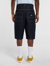Carica l&#39;immagine nel visualizzatore di Gallery, MADISON DENIM SHORT
