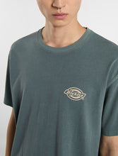 Carica l&#39;immagine nel visualizzatore di Gallery, SERVICE STATION SS TEE
