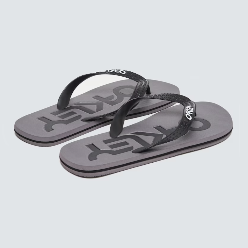 COLLEGE FLIP FLOP