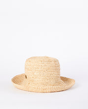 Carica l&#39;immagine nel visualizzatore di Gallery, CROCHET STRAW BUCKET HAT

