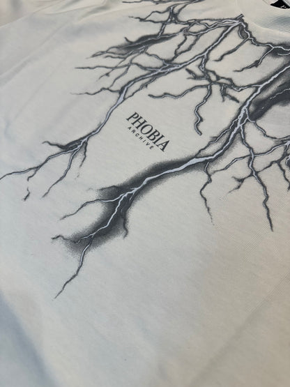 WHITE T-SHIRT WITH FRONT AND WHITE REFLECTIVE LIGHTNING