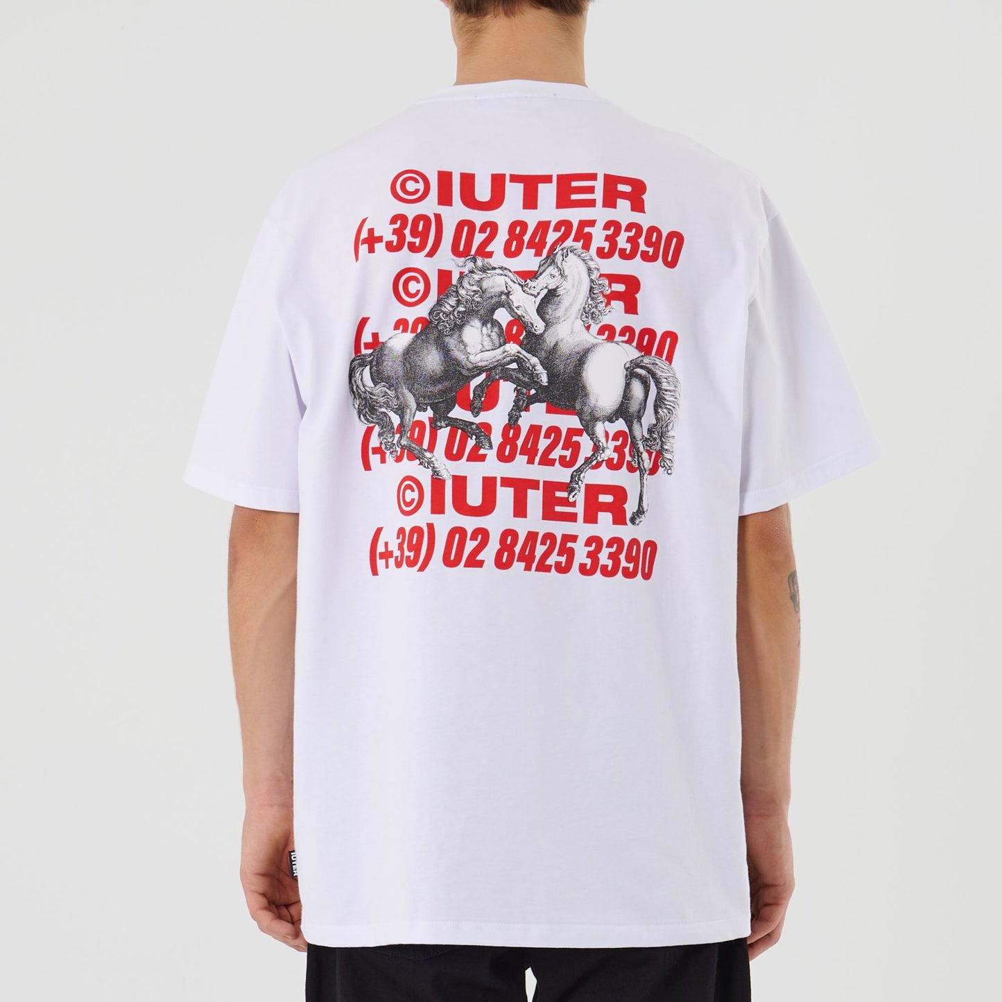 HORSES TEE