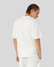 Carica l&#39;immagine nel visualizzatore di Gallery, WHITE T-SHIRT WITH BICOLOR LIGHTNING PRINT
