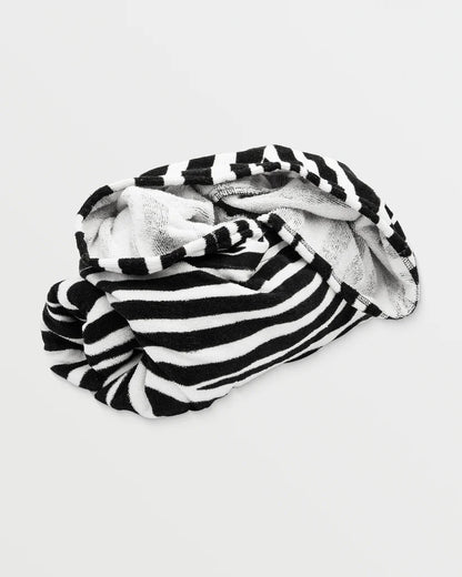 HOODED CHANGING TOWEL