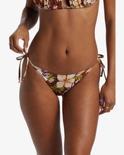 Carica l&#39;immagine nel visualizzatore di Gallery, JUNGLE BLISS TIE SIDE TROPIC
