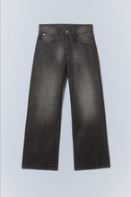 Carica l&#39;immagine nel visualizzatore di Gallery, LOOSER REGULAR WAIST LOOSE STRAIGHT JEANS
