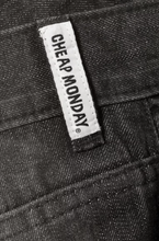 Carica l&#39;immagine nel visualizzatore di Gallery, LOOSER REGULAR WAIST LOOSE STRAIGHT JEANS
