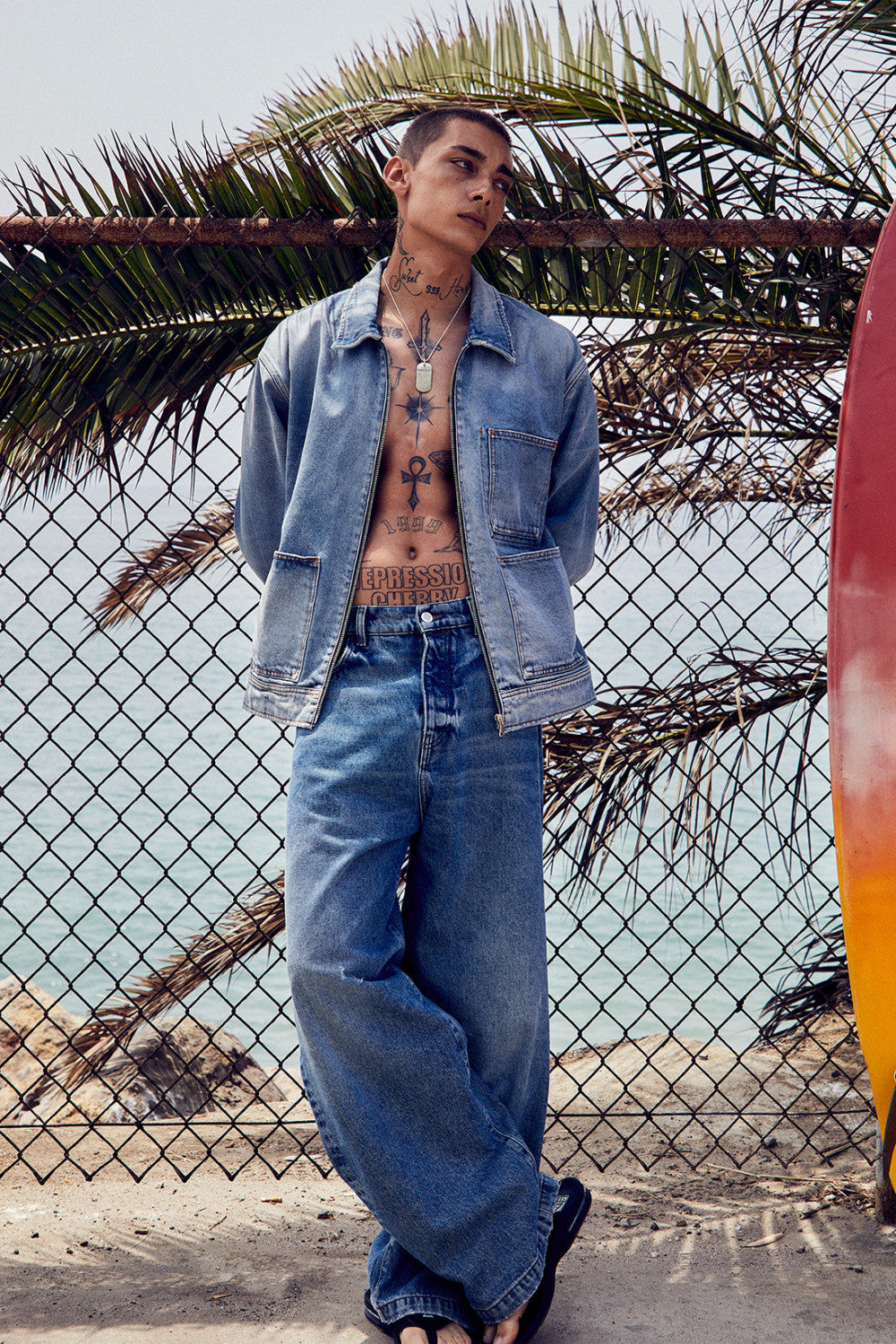 Wide Unisex MAN AMISH