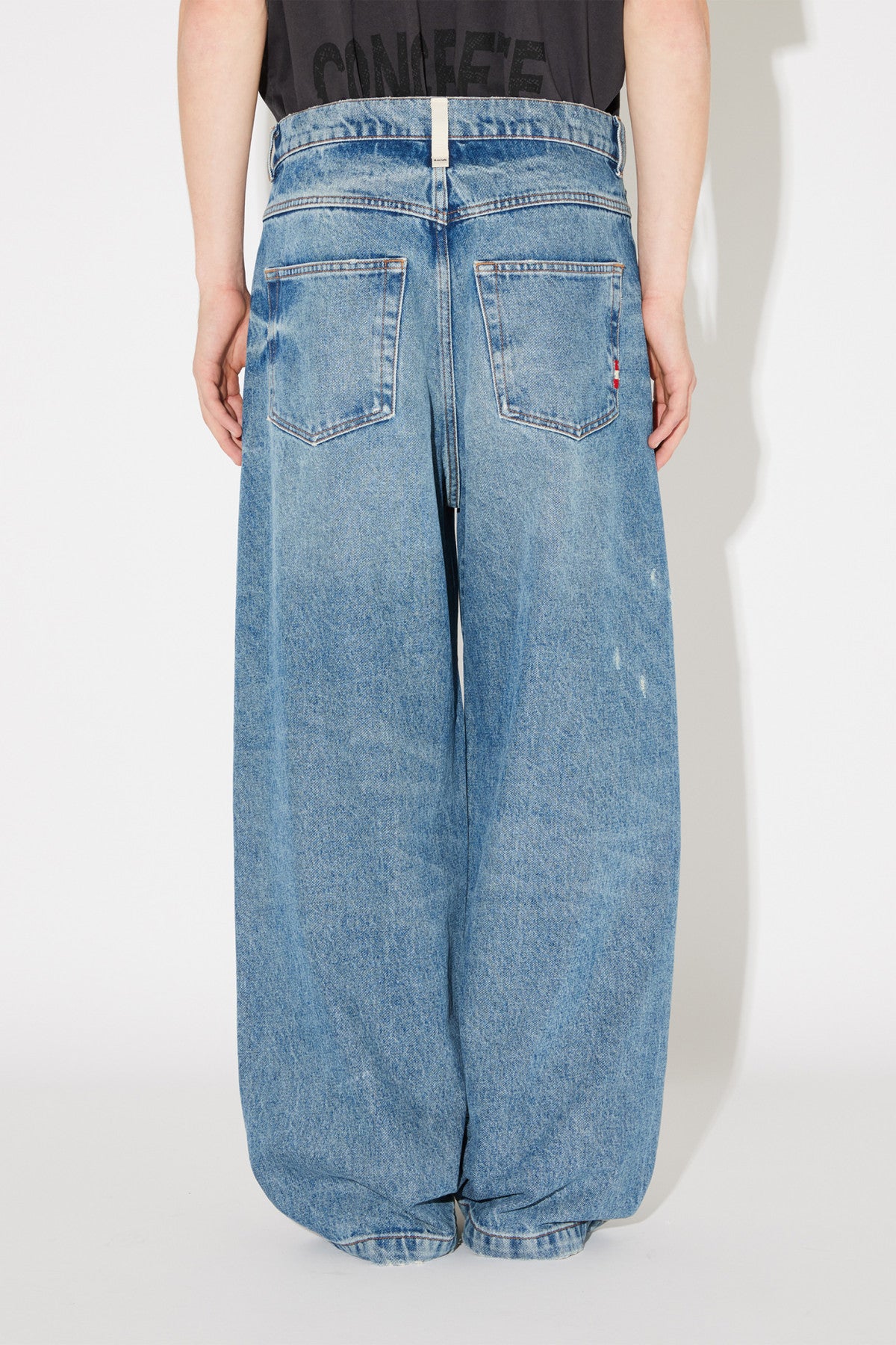 Wide Unisex MAN AMISH