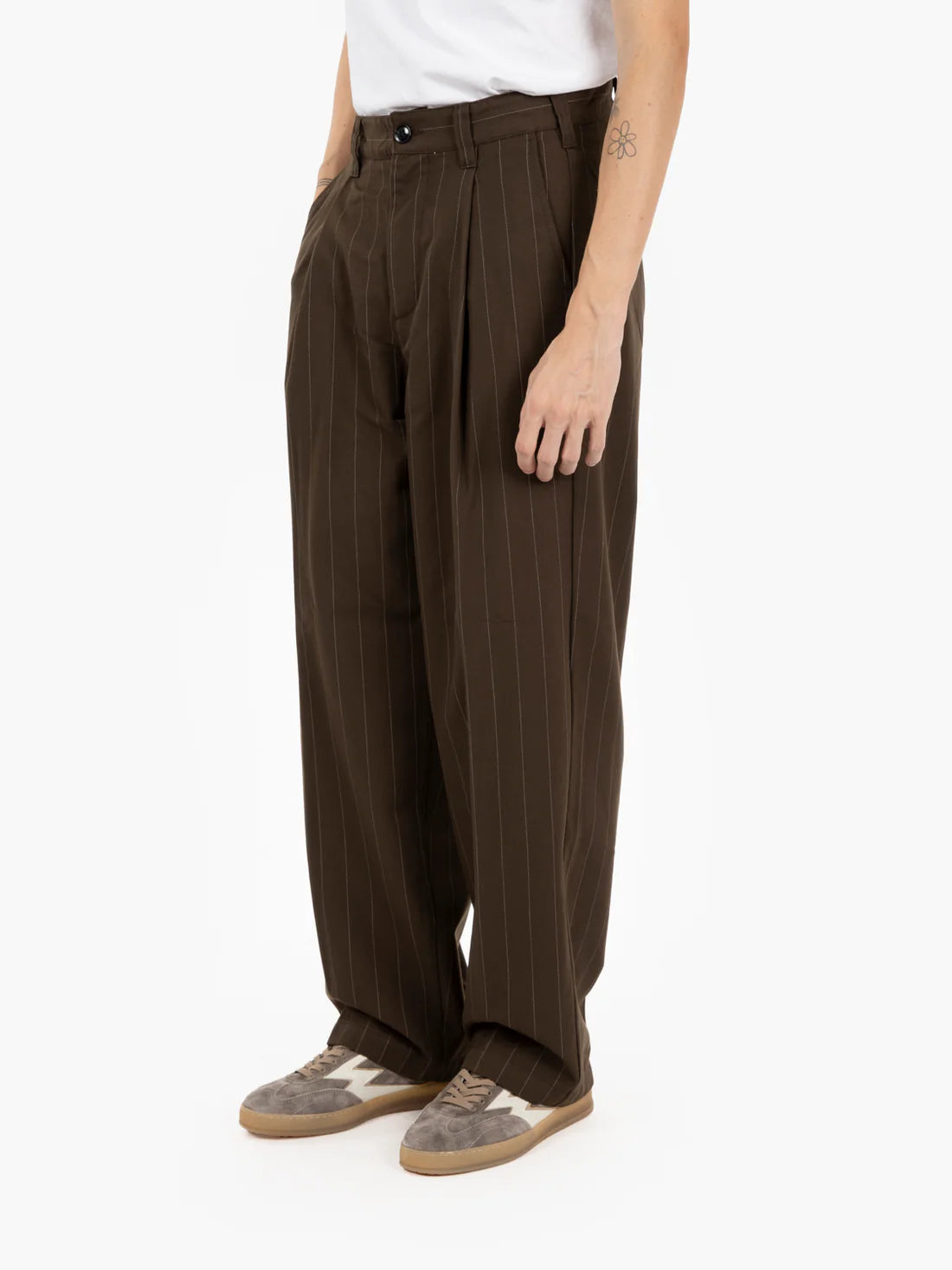 DEAN STRIPE PLEATED PANT
