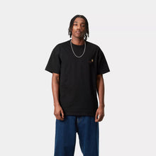 Carica l&#39;immagine nel visualizzatore di Gallery, S/S American Script T-Shirt
