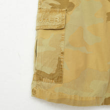 Carica l&#39;immagine nel visualizzatore di Gallery, CARGO CAMO SHORT
