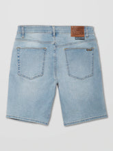 Carica l&#39;immagine nel visualizzatore di Gallery, SOLVER DENIM SHORT
