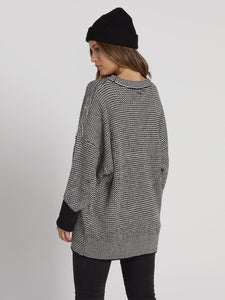 STORMSTONE SWEATER