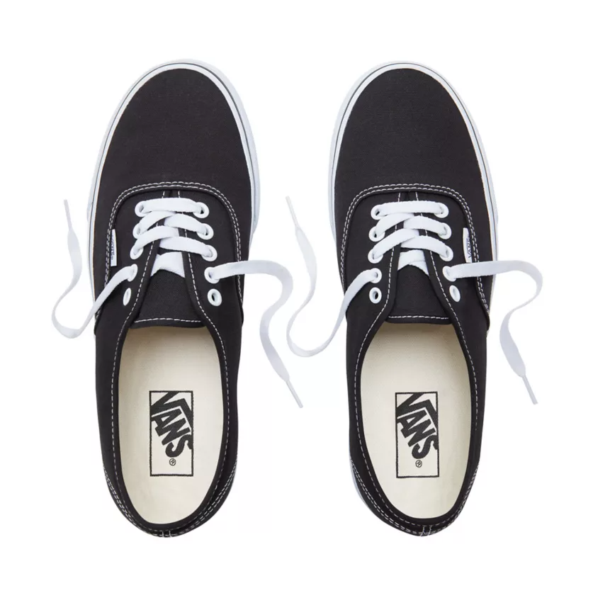 UA AUTHENTIC Black